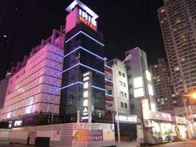 Iris Motel