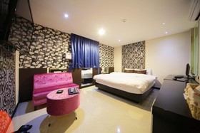 Iris Motel