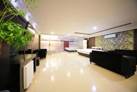 Iris Motel
