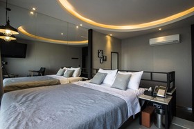 JK Hotel