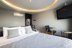 JK Hotel