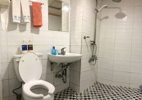 J Motel