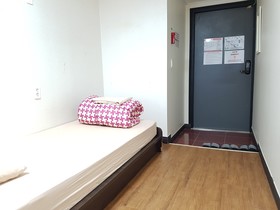 Kimchee Busan Downtown Guesthouse