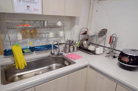 Kimchee Busan Station Guesthouse