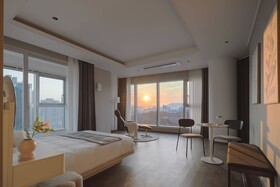 Le Collective Haeundae Paragraf