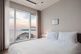 Le Collective Haeundae Paragraf