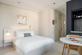 Le Collective Haeundae Paragraf