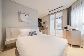 Le Collective Haeundae Paragraf