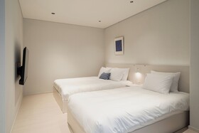 Le Collective Haeundae Paragraf