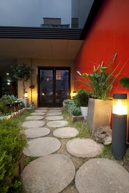 Max Motel