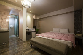 Max Motel