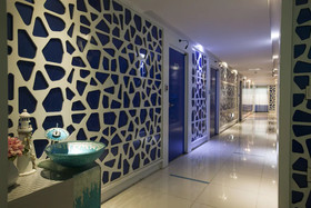 Max Motel