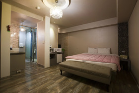 Max Motel