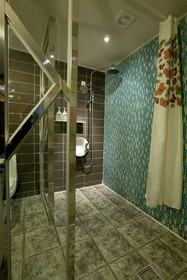 Max Motel