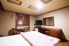 Naias Motel