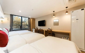 Nampo Bardot Hotel