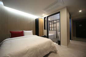 Nampo Bardot Hotel