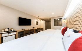 Nampo Bardot Hotel