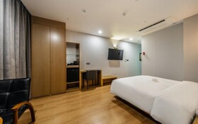 Notte La Mia Hotel