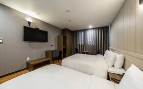 Notte La Mia Hotel