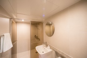 Green B' Hotel
