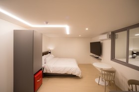 Green B' Hotel