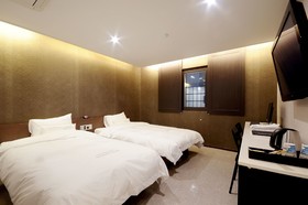 Queens Hotel