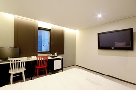 Queens Hotel