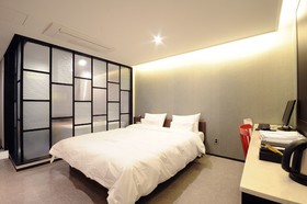 Queens Hotel