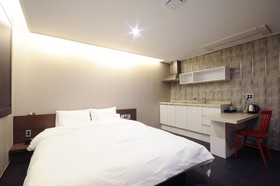 Queens Hotel