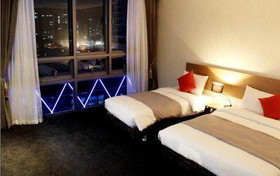 Stay 7 Centum Business