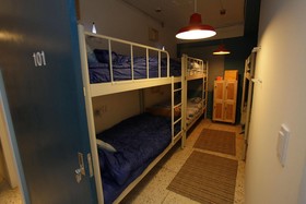Sum Guesthouse Busan Station