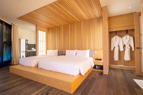 The Bay Club Hotel
