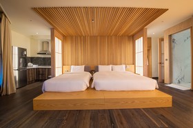 The Bay Club Hotel