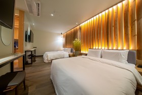 The Bay Club Hotel