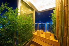 The Bay Club Hotel