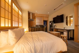The Bay Club Hotel