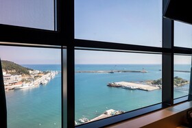 The Club Hotel Gijang Yeonhwari