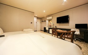 The Sharp Motel