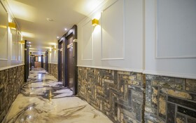 The Stone Bridge Hotel