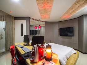 The Zenith Hotel