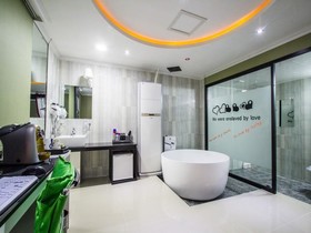 The Zenith Hotel