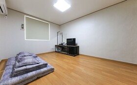 Buyeo Hongsan 3F Motel