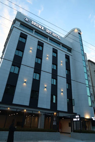 Brown Dot Hotel Palyong