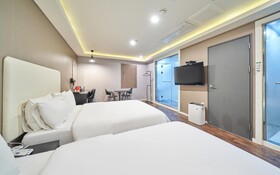 Changwon Bonggok Dong Hotel Daon