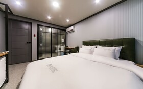 Changwon Jinhae Hotel The Syap