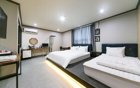 Changwon Jinhae Hotel The Syap