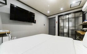 Changwon Jinhae Hotel The Syap