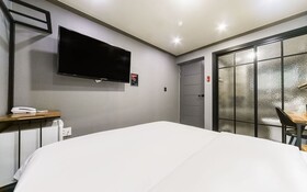 Changwon Jinhae Hotel The Syap