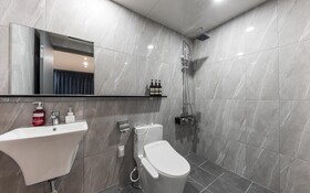 Changwon Jungangdong Business Hotel Hue